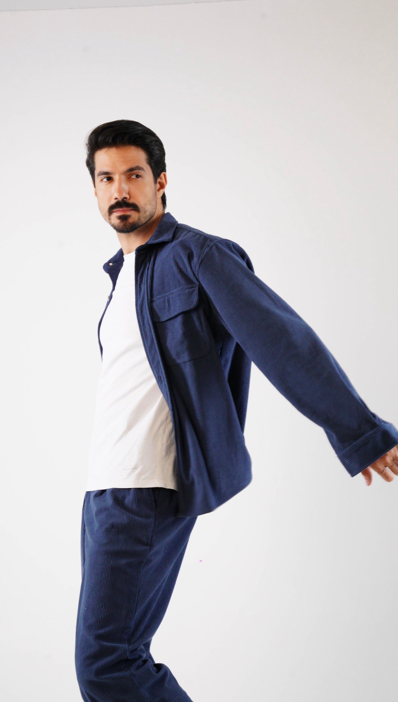 Corduroy Pleated shirt Navy blue